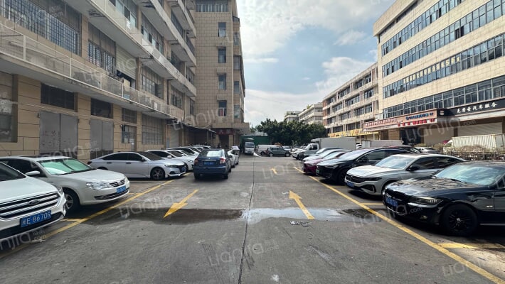 联发16号厂房外景图