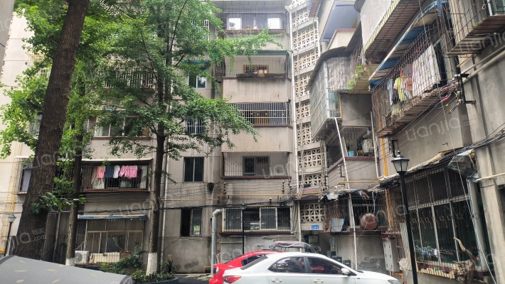 银杏公寓2期外景图