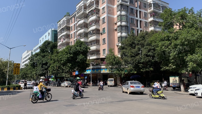 东豪苑小区外景图