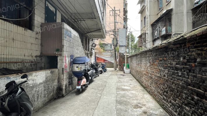 黄河路171号外景图