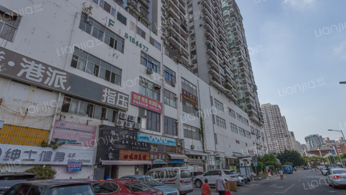 四川大厦外景图