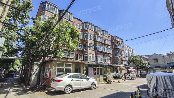 凤凰山路56号外景图