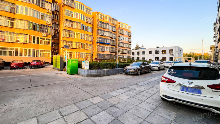 铁路小区外景图