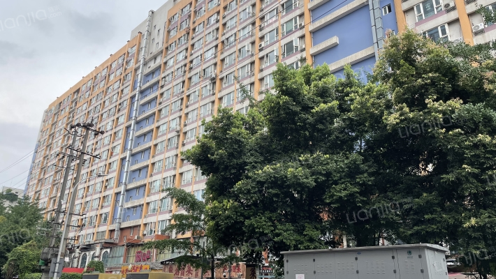 金色夏威夷外景图