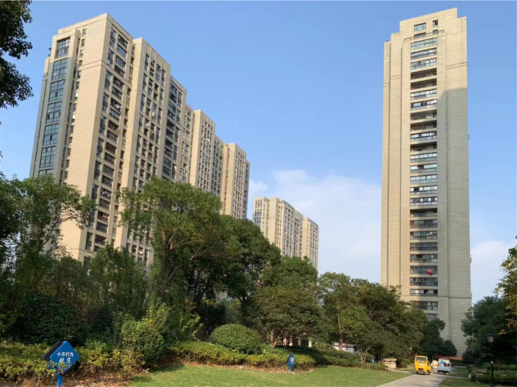 擎天半岛格兰郡小区实景 7