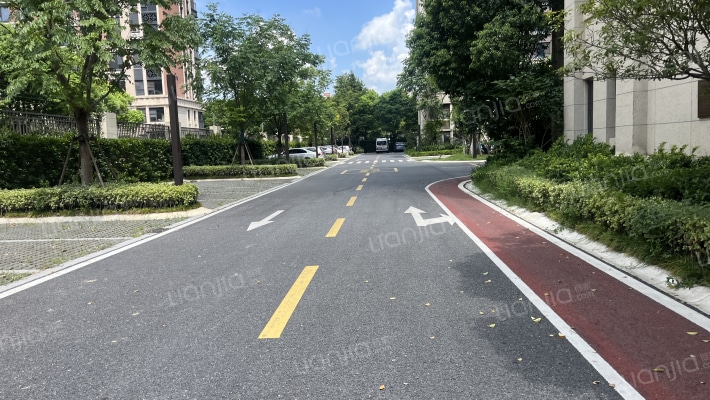 伴湖雅苑外景图