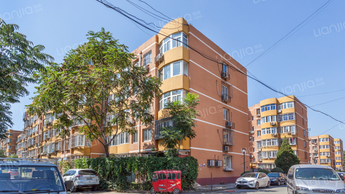 西潞园一里外景图