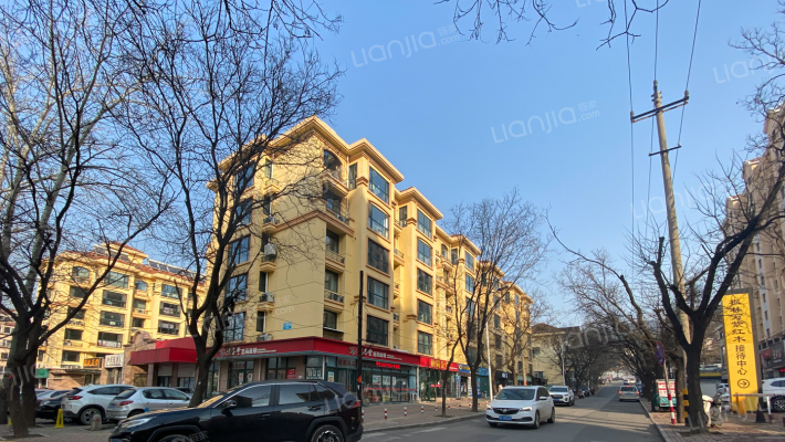 伯爵山庄外景图