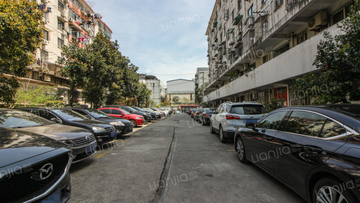 三门小区外景图