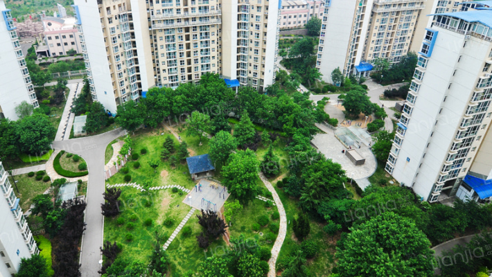 天泰城韩国城外景图