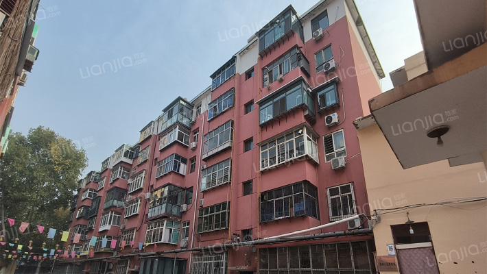 园林局宿舍外景图