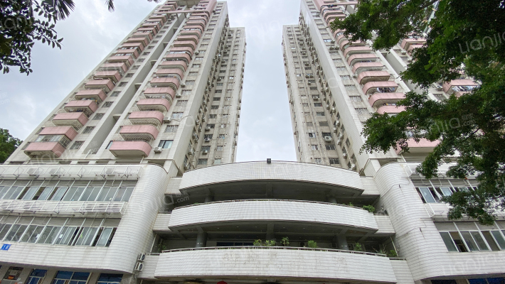 美思苑大厦外景图