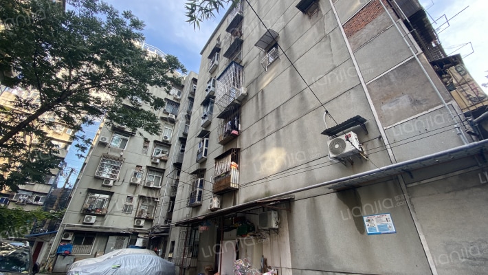 良茂大院外景图