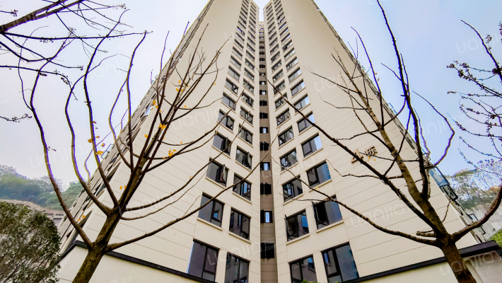 重庆天地翡翠湖山外景图