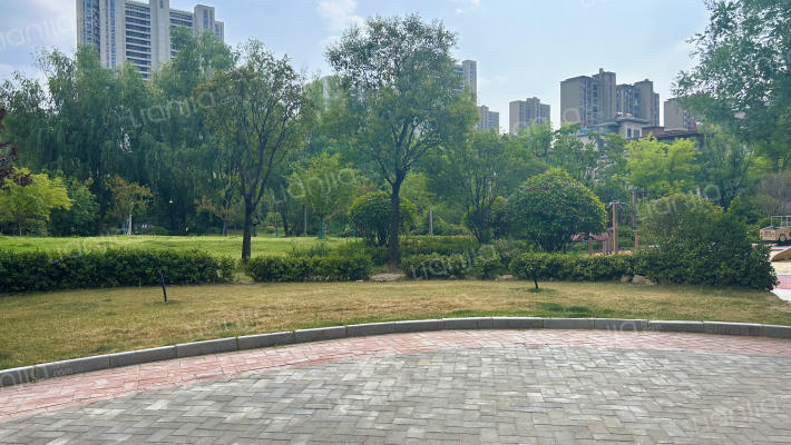 碧桂园央墅外景图