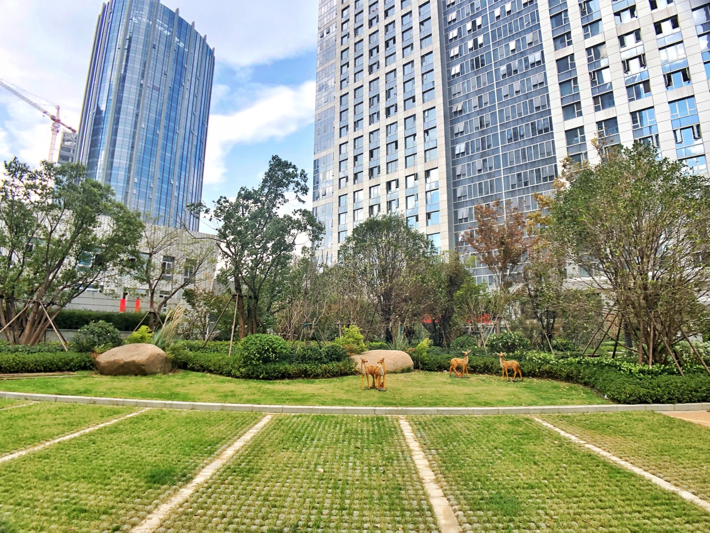 Aux Future City compound photo 5