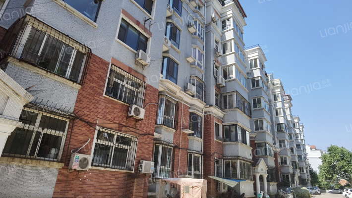 燕都花园外景图