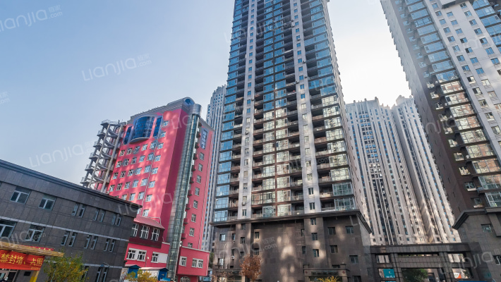 东升江畔外景图