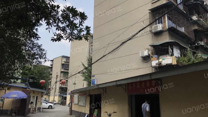 新鸿路301号外景图