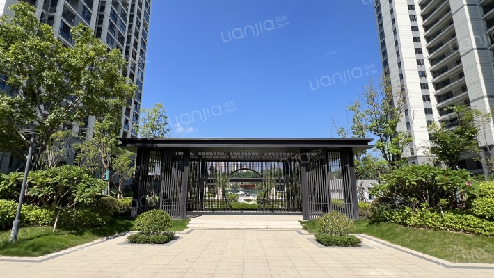 新榕金岚秀山外景图