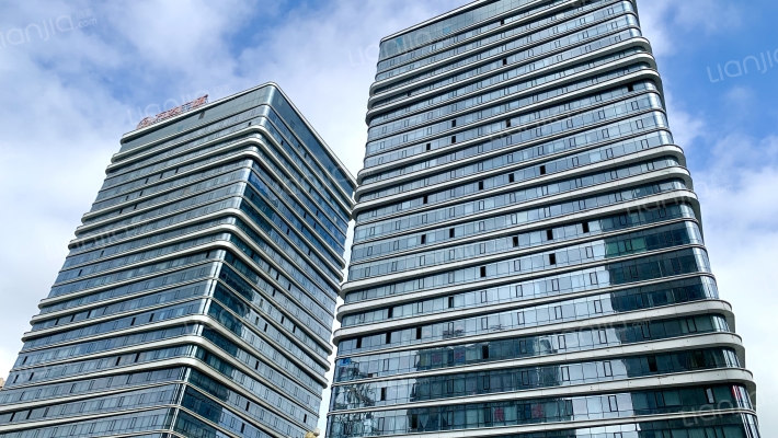 万达写字楼外景图