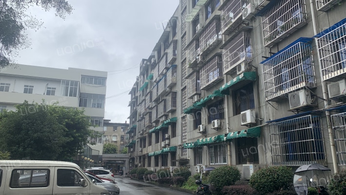 东北市街96号外景图