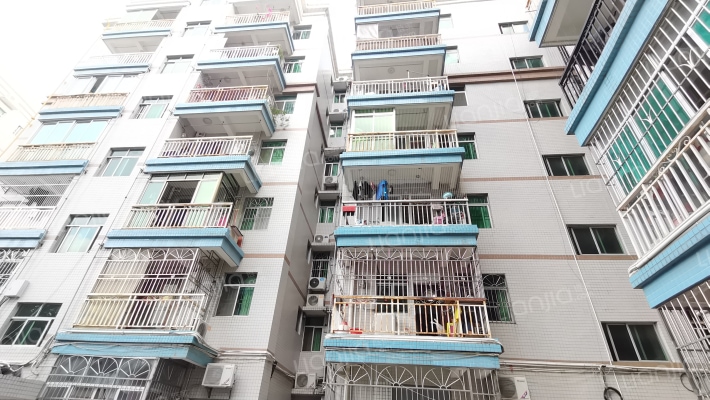 富山山庄外景图