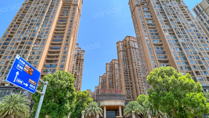 博仕后龙港城外景图