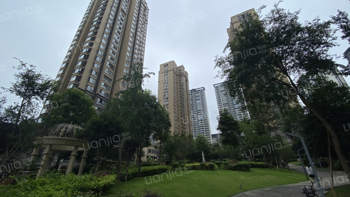 港通山水华庭外景图