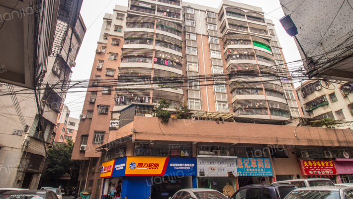 富豪大厦外景图