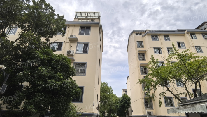 朝阳花园外景图