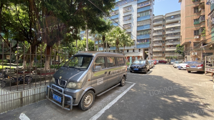 鸿福花苑外景图