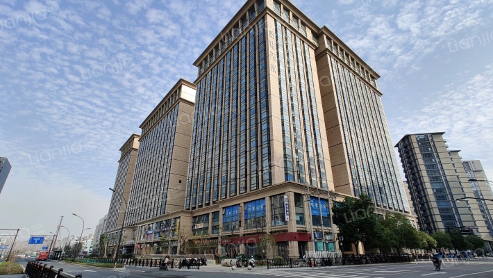 蓝钻天成外景图