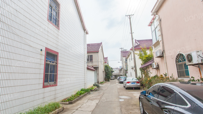 梅林路小区外景图