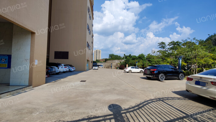 佳磊鹏程阁外景图