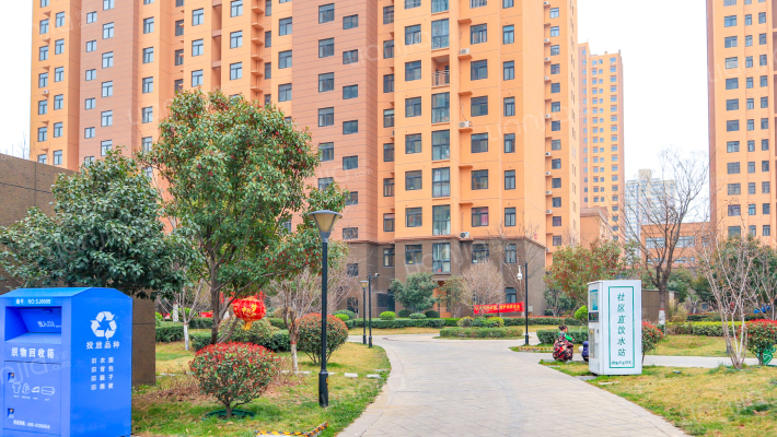 德鸿现代城外景图