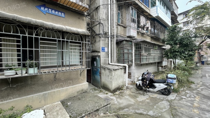 沙冲南路32号外景图