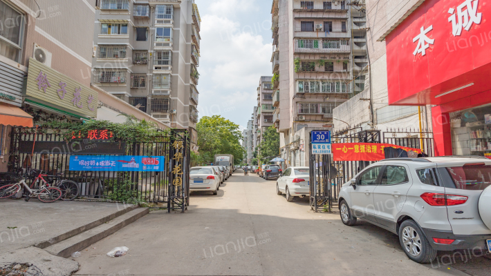 银华花园外景图