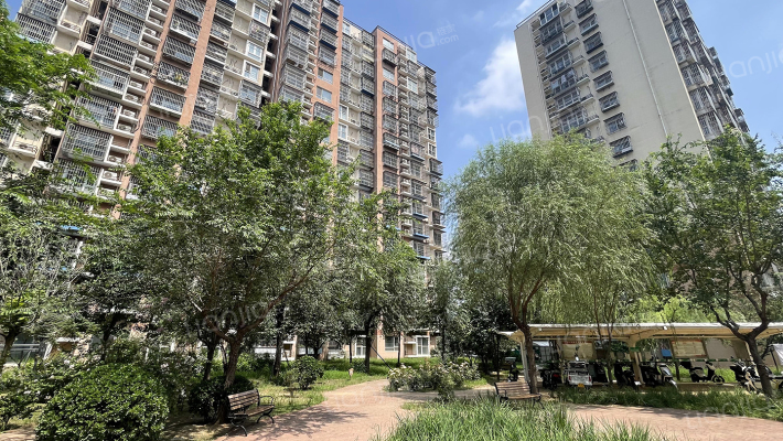 天翠阳光新城A区外景图