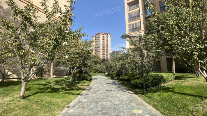 星河湾二期三号园外景图