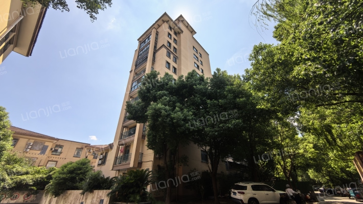 秦峰星尚公寓外景图