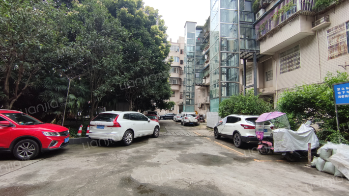 长柏路108号外景图