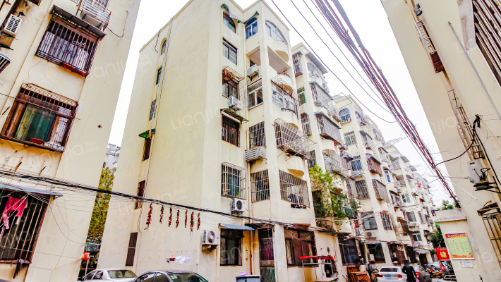 怡园新村外景图