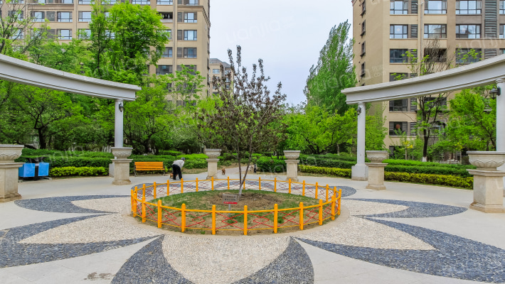 中信城枫丹白露二期外景图