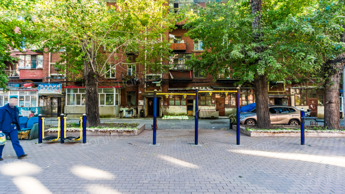 联草小区东区外景图