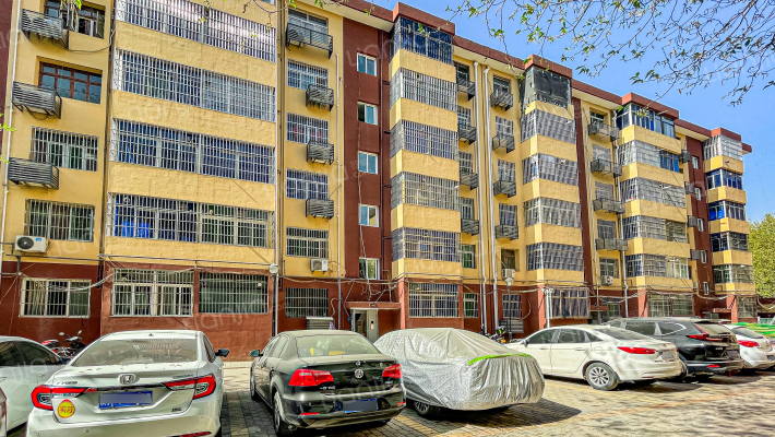 长兴北路69号院外景图