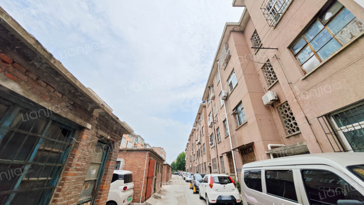 桃花山小区外景图