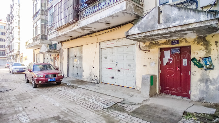 康隆小区外景图