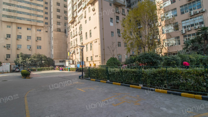 世贸大厦外景图