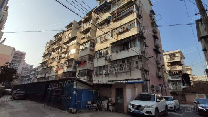 光华东街外景图